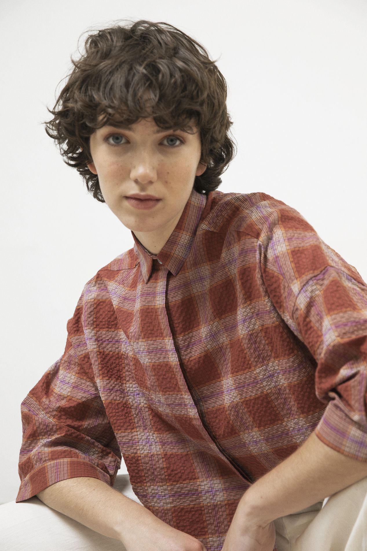 DELFINA. OVERSIZED SHIRT. OFF SEASON